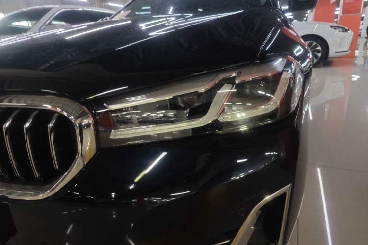 Used BMW 5 Series 2022 Updated 530Li Leading Edition Luxury Package Left Front Headlight