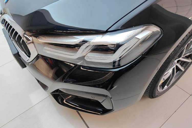 Used BMW 5 Series 2022 Restyled 525Li M Sport Package Left Front Headlight