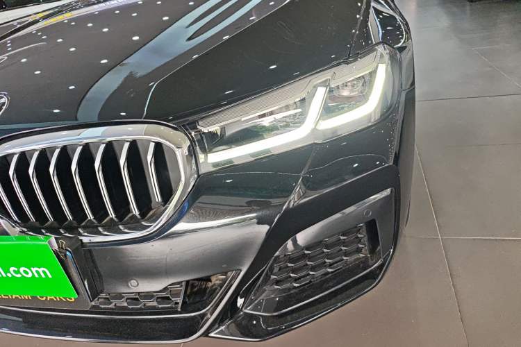 Used BMW 5 Series 2022 Restyled 525Li M Sport Package Left Front Headlight