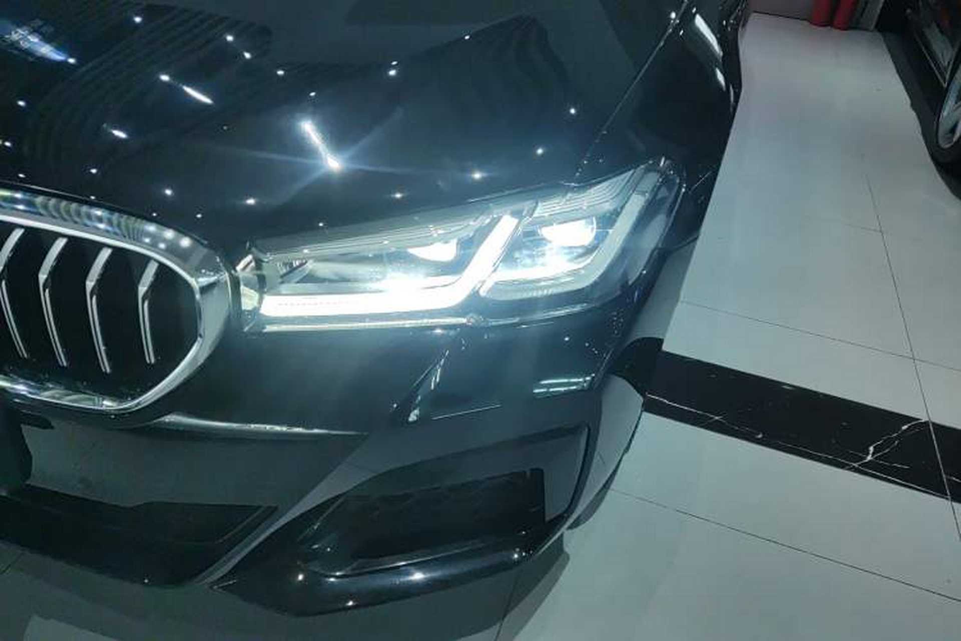 Used BMW 5 Series 2022 Second Facelift 530Li Leading Edition M Sport Package Left Front Headlight
