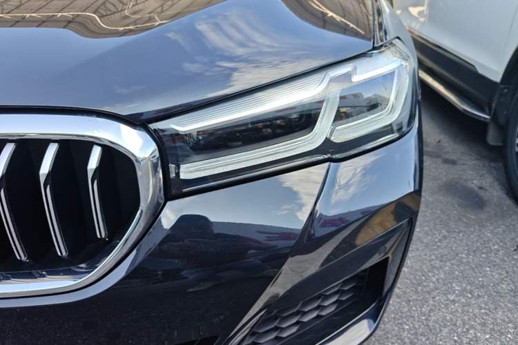 Used BMW 5 Series 2022 Restyled 530Li Leading Edition M Sport Package Left Front Headlight