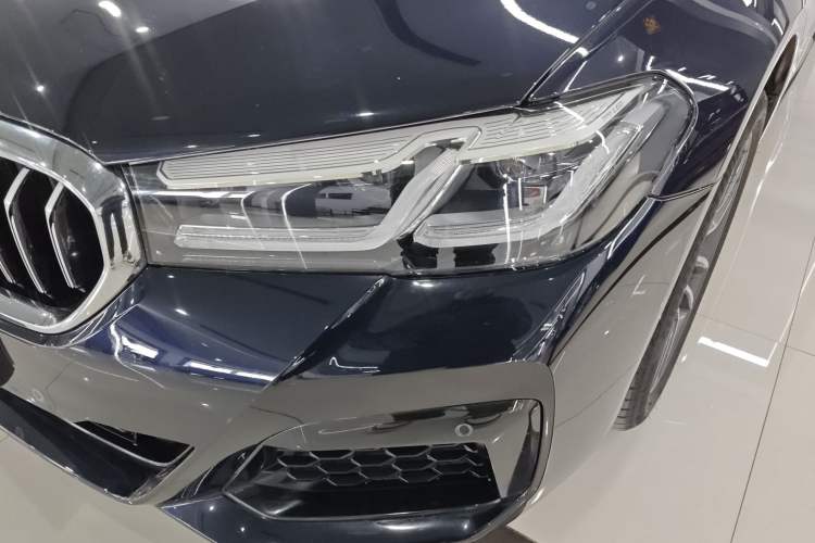 Used BMW 5 Series 2022 Second Facelift 525Li M Sport Package Left Front Headlight