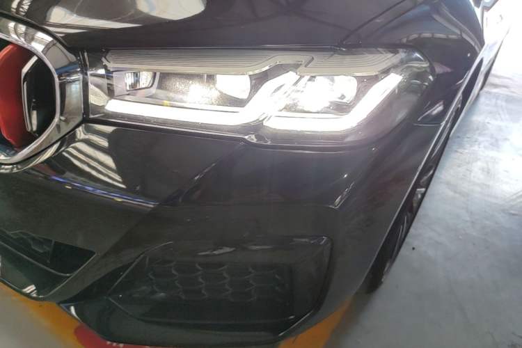 Used BMW 5 Series 2022 Second Facelift 530Li Leading Edition M Sport Package Left Front Headlight