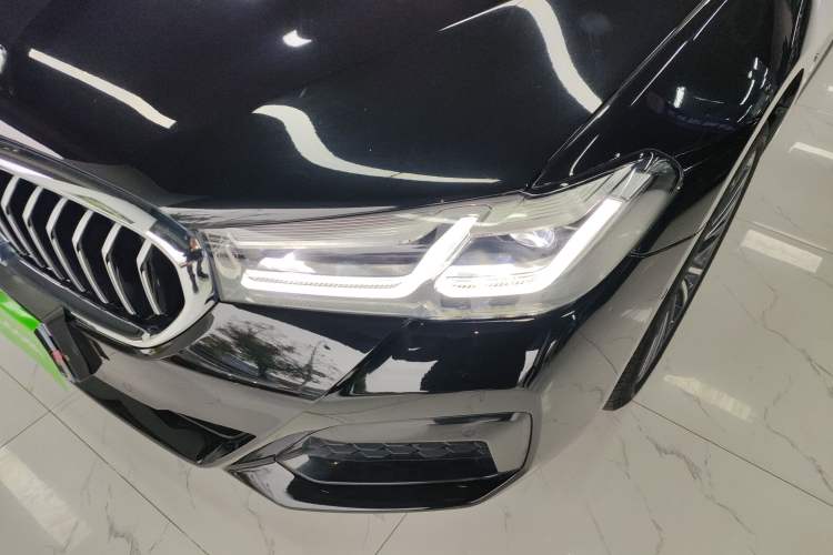 Used BMW 5 Series 2022 Second Facelift 530Li Leading Edition M Sport Package Left Front Headlight