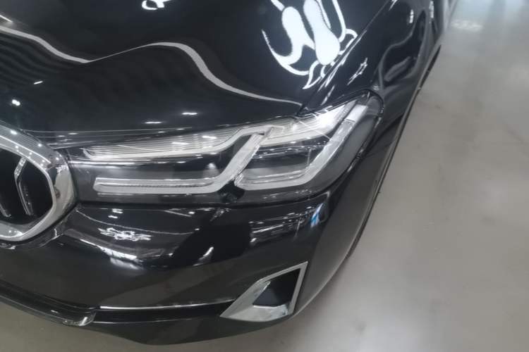 Used BMW 5 Series 2022 Revised Version 3 530Li Luxury Edition Premium Package Left Front Headlight