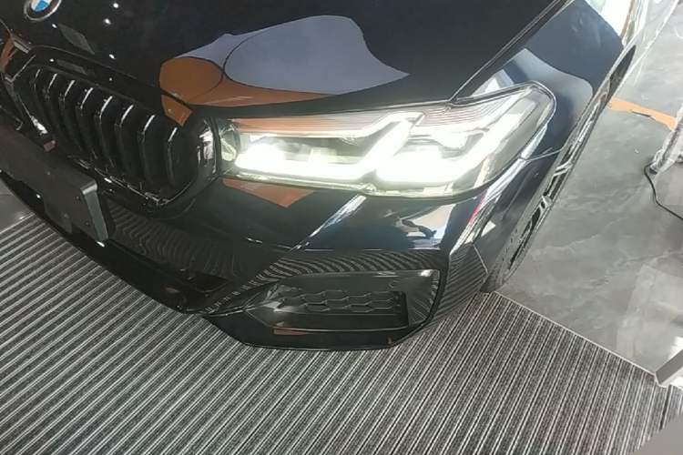 Used BMW 5 Series 2022 Revised Version 3 530Li Luxury Edition M Sport Package Left Front Headlight