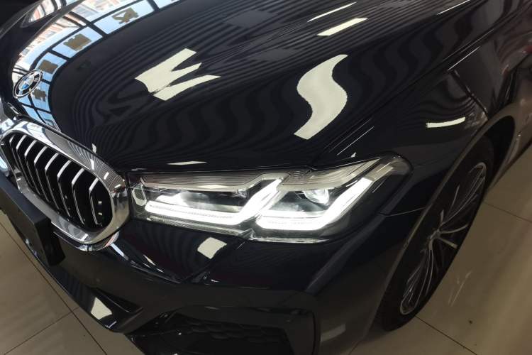 Used BMW 5 Series 2022 Restyled 530Li Leading Edition M Sport Package Left Front Headlight