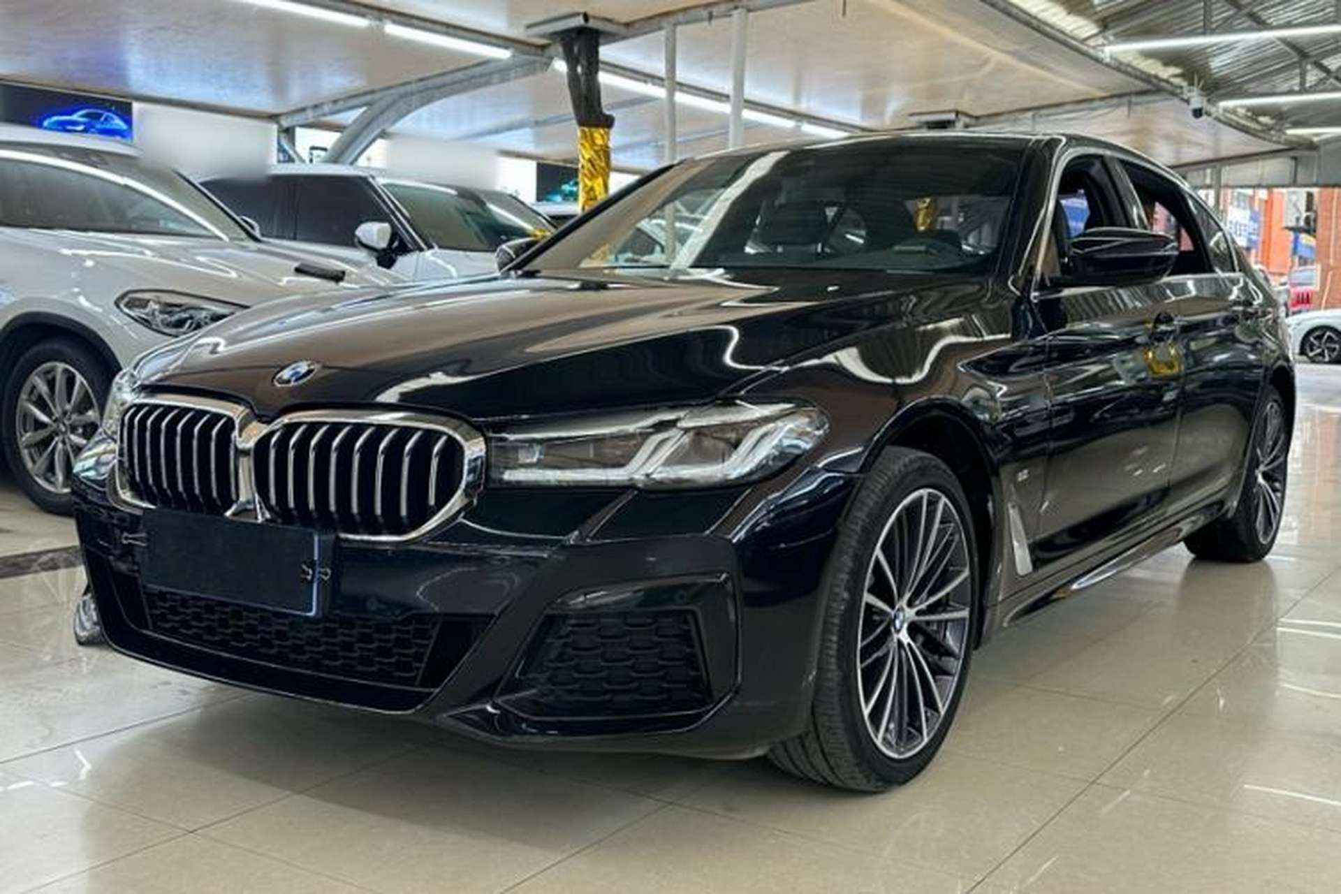 Used BMW 5 Series 2022 Restyled 530Li Leading Edition M Sport Package Left Front Headlight