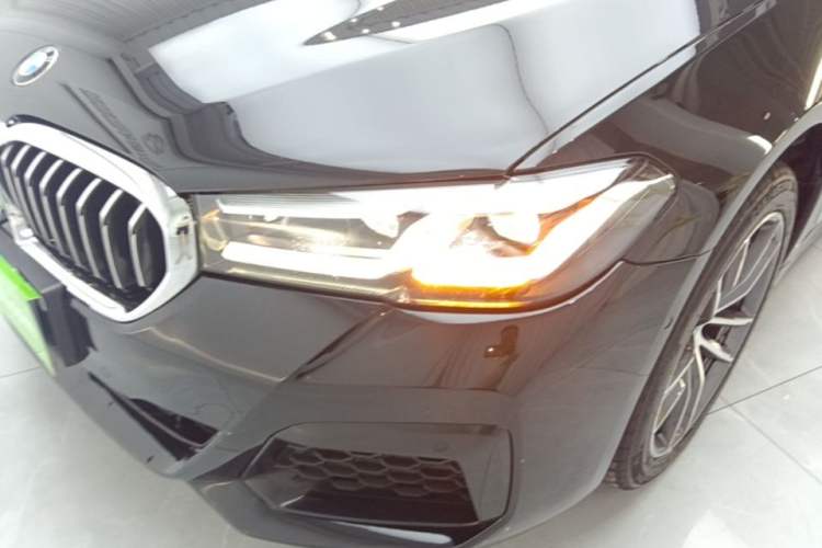 Used BMW 5 Series 2022 Restyled 525Li M Sport Package Left Front Headlight