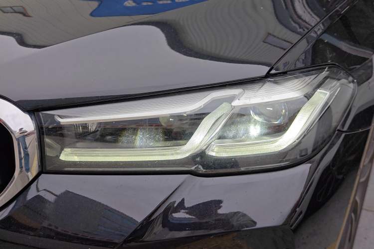 Used BMW 5 Series 2022 Restyled 525Li M Sport Package Left Front Headlight