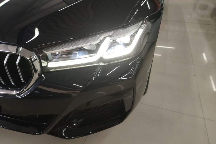 Used BMW 5 Series 2022 Restyled 530Li Leading Edition M Sport Package Left Front Headlight
