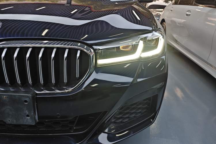 Used BMW 5 Series 2022 Restyled 525Li M Sport Package Left Front Headlight