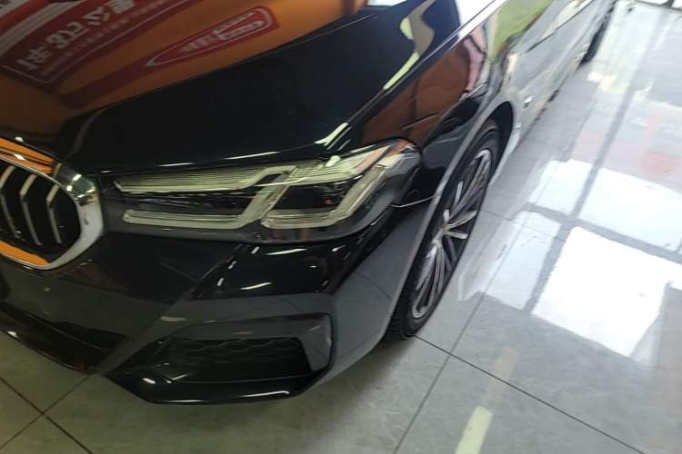 Used BMW 5 Series 2022 Second Facelift 530Li Leading Edition M Sport Package Left Front Headlight