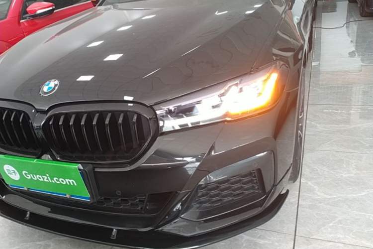 Used BMW 5 Series 2022 Restyled 530Li Leading Edition M Sport Package Left Front Headlight