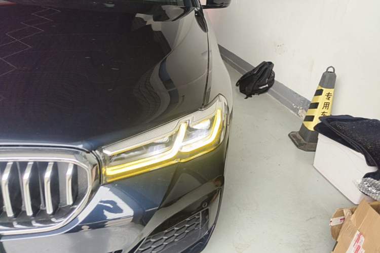 Used BMW 5 Series 2022 Restyled 540i Luxury Edition M Sport Package Left Front Headlight
