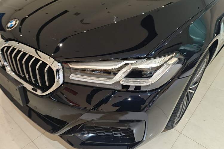 Used BMW 5 Series 2022 Second Facelift 530Li xDrive M Sport Package Left Front Headlight