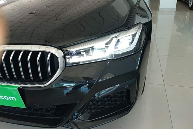 Used BMW 5 Series 2022 Restyled 530Li Leading Edition M Sport Package Left Front Headlight