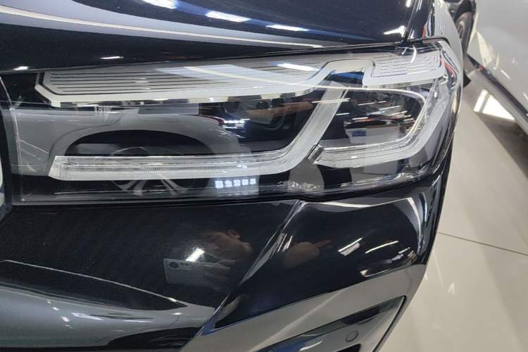 Used BMW 5 Series 2022 Second Facelift 525Li M Sport Package Left Front Headlight