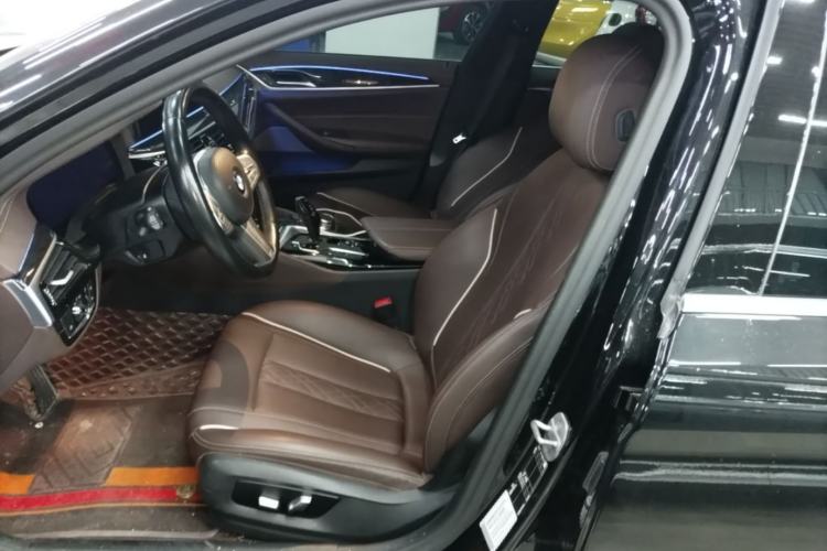 Used BMW 5 Series 2022 Second Facelift 525Li M Sport Package Left Front Seat