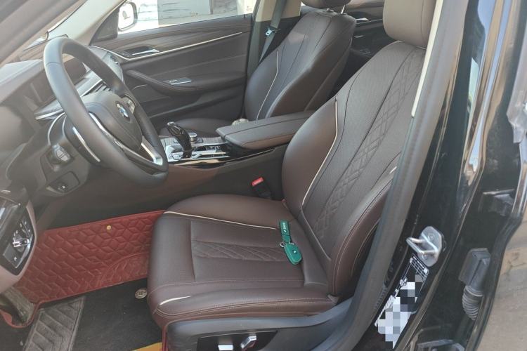 Used BMW 5 Series 2022 Updated 530Li Leading Edition Luxury Package Left Front Seat