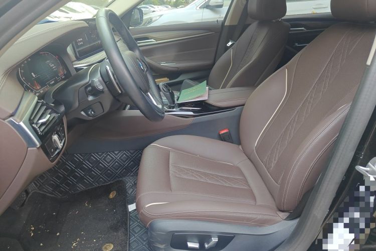 Used BMW 5 Series 2022 Updated 530Li Leading Edition Luxury Package Left Front Seat