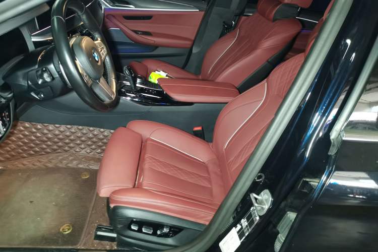 Used BMW 5 Series 2022 Revised Version 3 530Li Luxury Edition M Sport Package Left Front Seat