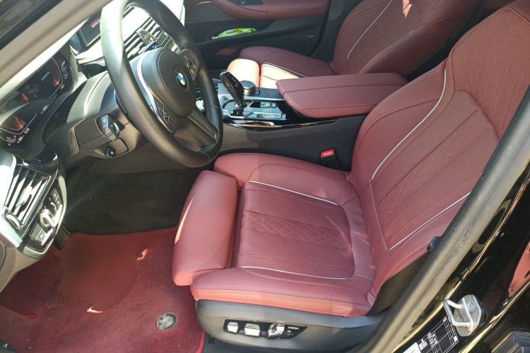 Used BMW 5 Series 2022 Revised Version 3 530Li Luxury Edition M Sport Package Left Front Seat