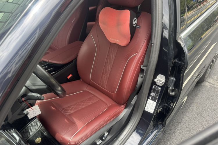 Used BMW 5 Series 2022 Second Facelift 525Li M Sport Package Left Front Seat