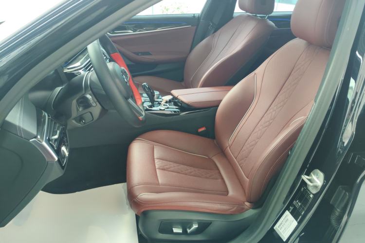 Used BMW 5 Series 2022 Restyled 525Li M Sport Package Left Front Seat