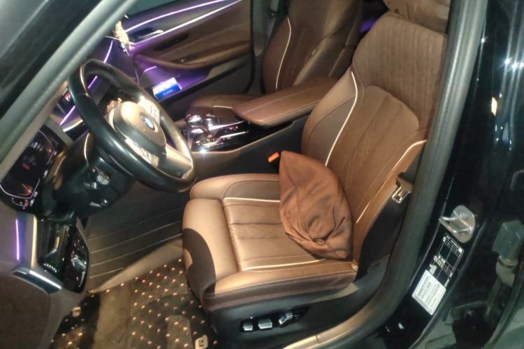 Used BMW 5 Series 2022 Revised Version 3 530Li Luxury Edition M Sport Package Left Front Seat