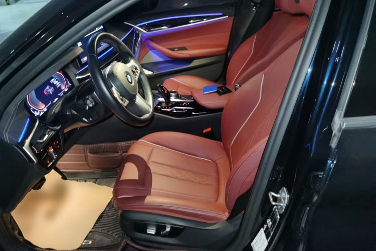 Used BMW 5 Series 2022 Restyled 525Li M Sport Package Left Front Seat