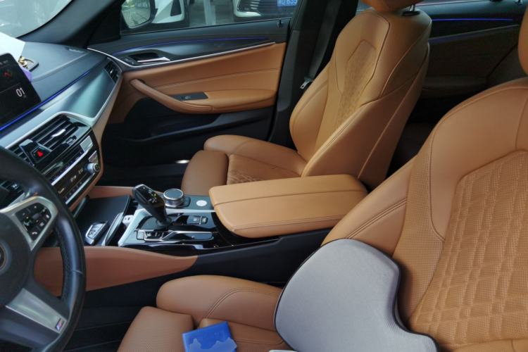 Used BMW 5 Series 2022 Restyled 525i M Sport Package Left Front Seat