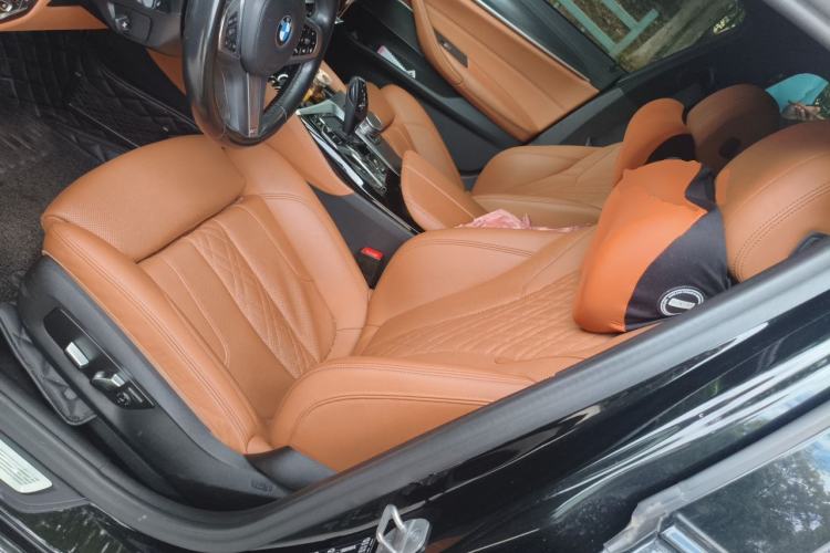 Used BMW 5 Series 2022 Second Facelift 530i M Sport Package Left Front Seat