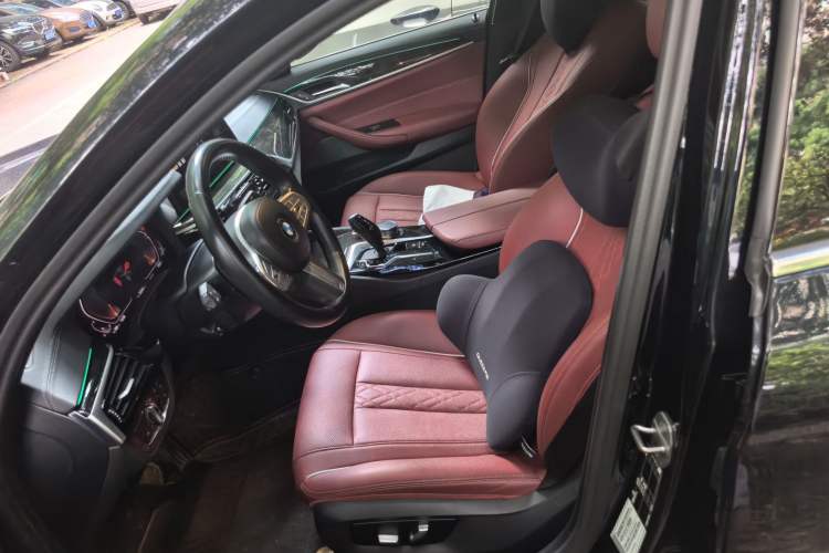 Used BMW 5 Series 2022 Second Facelift 525Li M Sport Package Left Front Seat