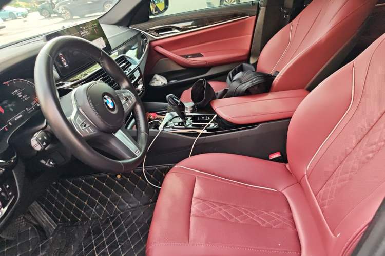 Used BMW 5 Series 2022 Second Facelift 525Li M Sport Package Left Front Seat