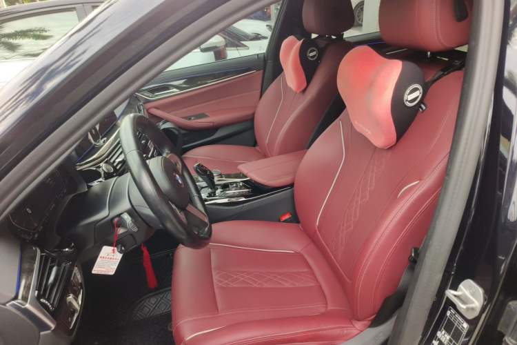 Used BMW 5 Series 2022 Second Facelift 525Li M Sport Package Left Front Seat