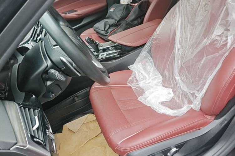 Used BMW 5 Series 2022 Updated 530Li Leading Edition Luxury Package Left Front Seat