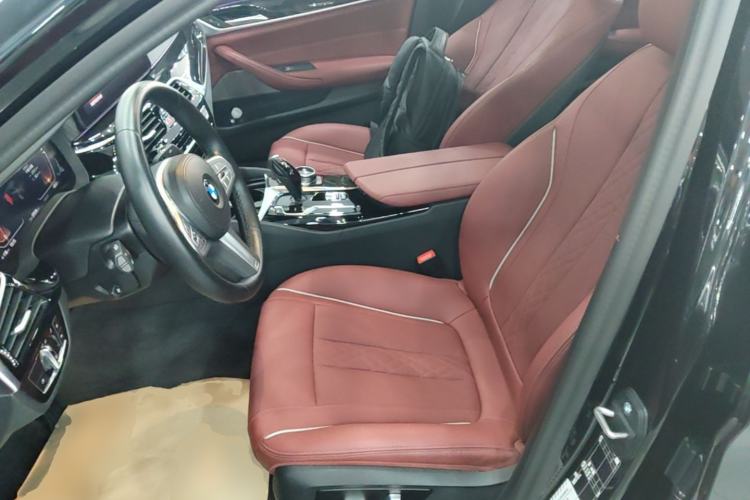 Used BMW 5 Series 2022 Second Facelift 525Li M Sport Package Left Front Seat