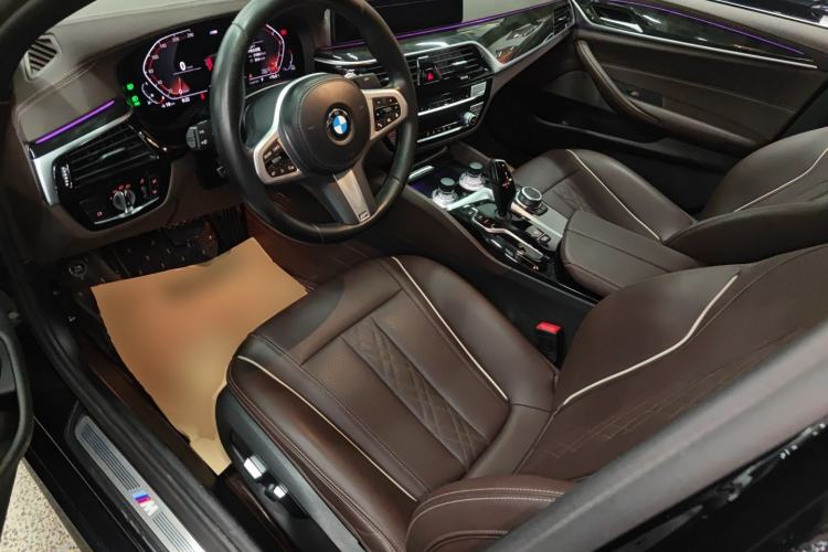 Used BMW 5 Series 2022 Restyled 525Li M Sport Package Left Front Seat