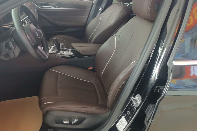 Used BMW 5 Series 2022 Restyled 525Li M Sport Package Left Front Seat