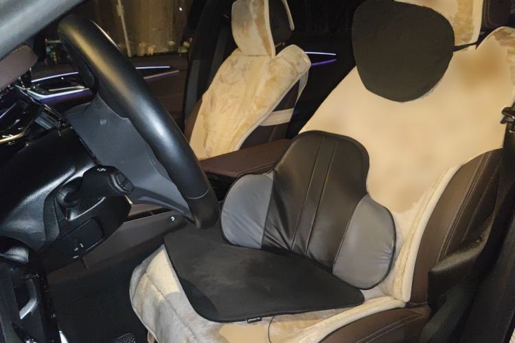 Used BMW 5 Series 2022 Restyled 525Li M Sport Package Left Front Seat