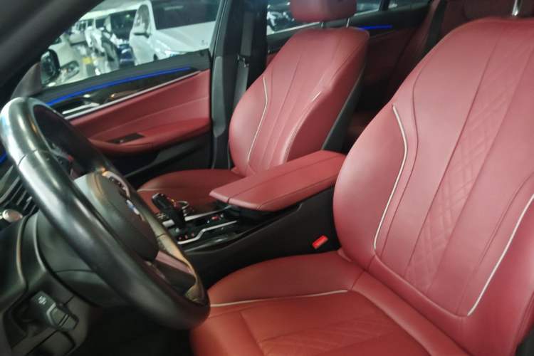 Used BMW 5 Series 2022 Restyled 525Li M Sport Package Left Front Seat