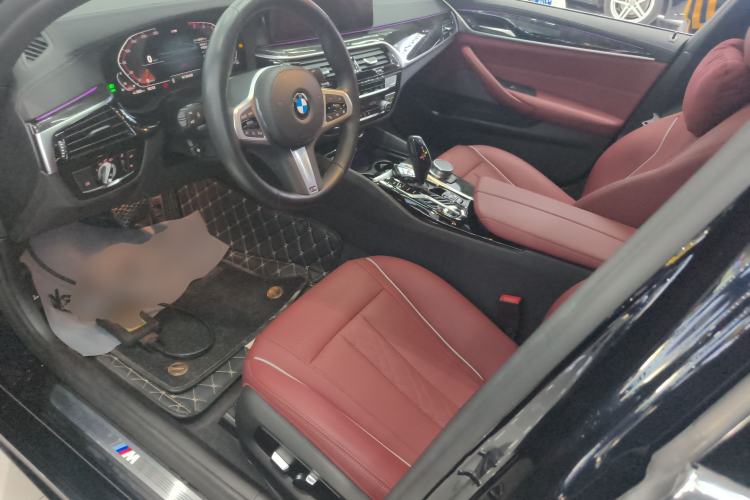 Used BMW 5 Series 2022 Restyled 525Li M Sport Package Left Front Seat