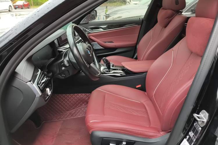 Used BMW 5 Series 2022 Second Facelift 525Li M Sport Package Left Front Seat