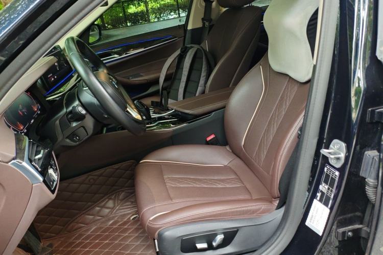 Used BMW 5 Series 2022 Second Facelift 525Li Luxury Package Left Front Seat