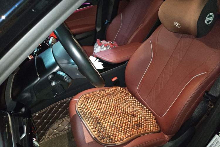 Used BMW 5 Series 2022 Second Facelift 525Li M Sport Package Left Front Seat
