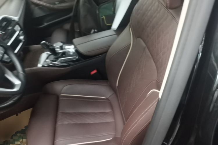 Used BMW 5 Series 2022 Revised Version 3 530Li Luxury Edition Premium Package Left Front Seat