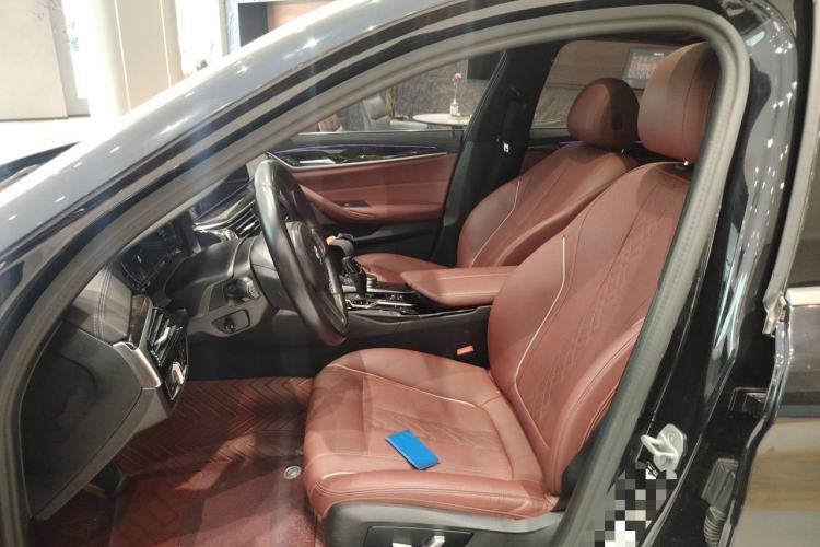 Used BMW 5 Series 2022 Second Facelift 525Li M Sport Package Left Front Seat