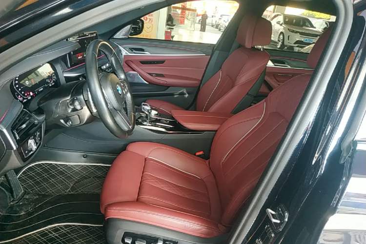 Used BMW 5 Series 2022 Revised Version 3 530Li Luxury Edition M Sport Package Left Front Seat