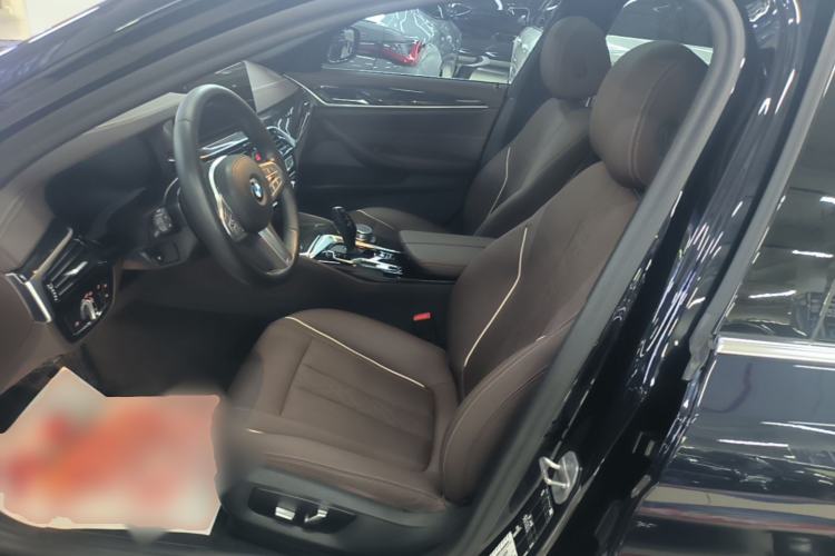 Used BMW 5 Series 2022 Second Facelift 525Li M Sport Package Left Front Seat